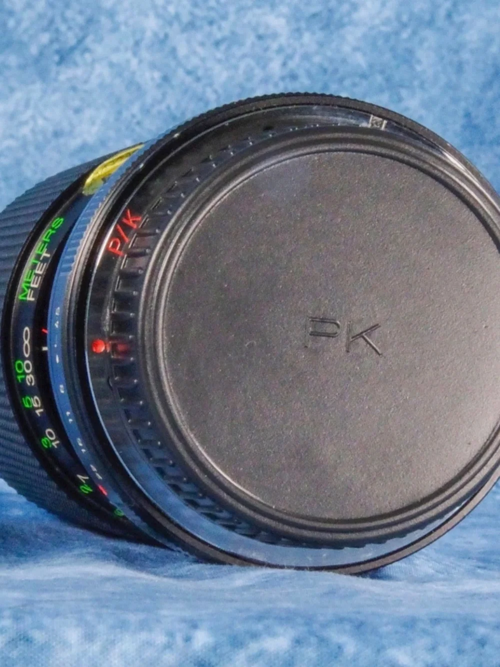 Vivitar MC Macro Focusing Zoom 70-210mm f/4.5 - Pentax Mount
